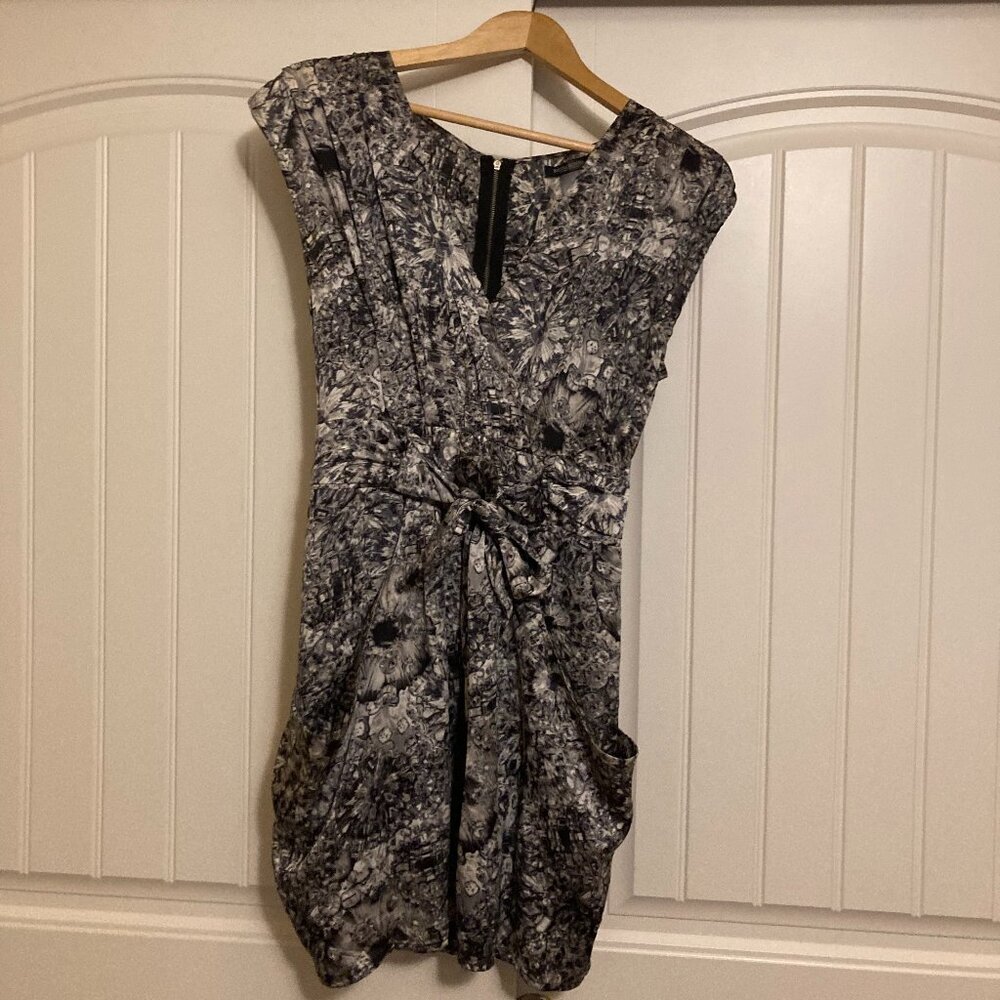 Bisou Bisou Michele Bohbot Black and White Floral Print Dress 4 Polyester Zip